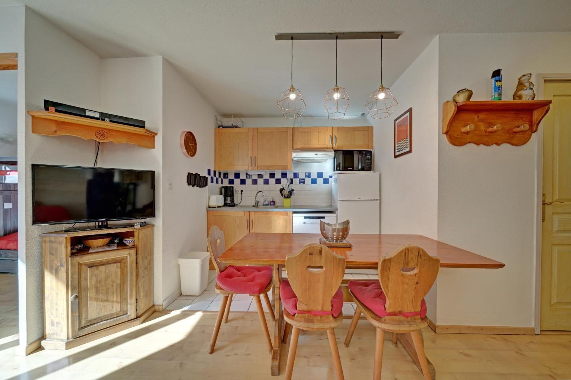 A 208 Pics D'Aran Apartment Bagnères-de-Luchon Екстериор снимка