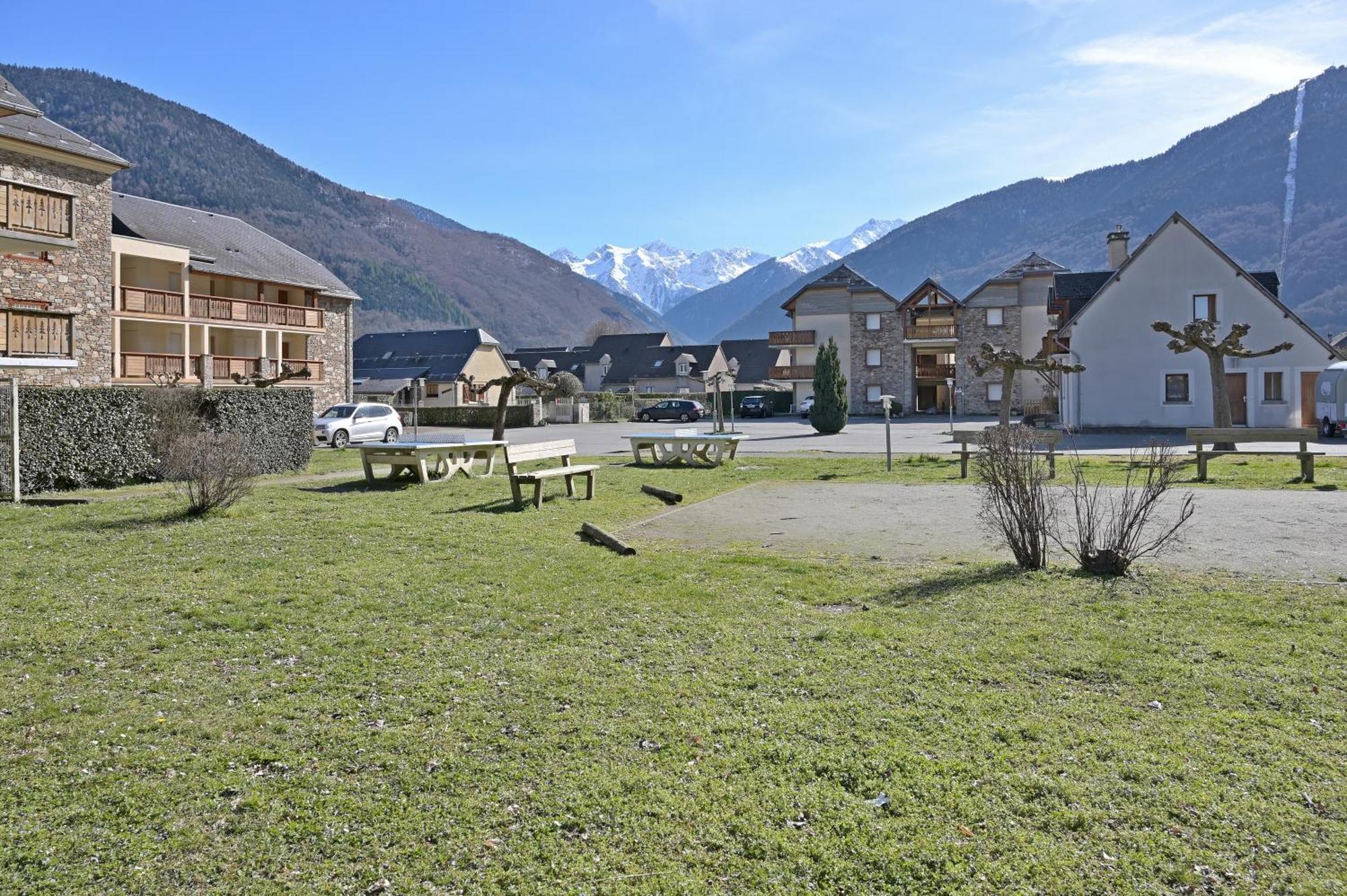 A 208 Pics D'Aran Apartment Bagnères-de-Luchon Екстериор снимка