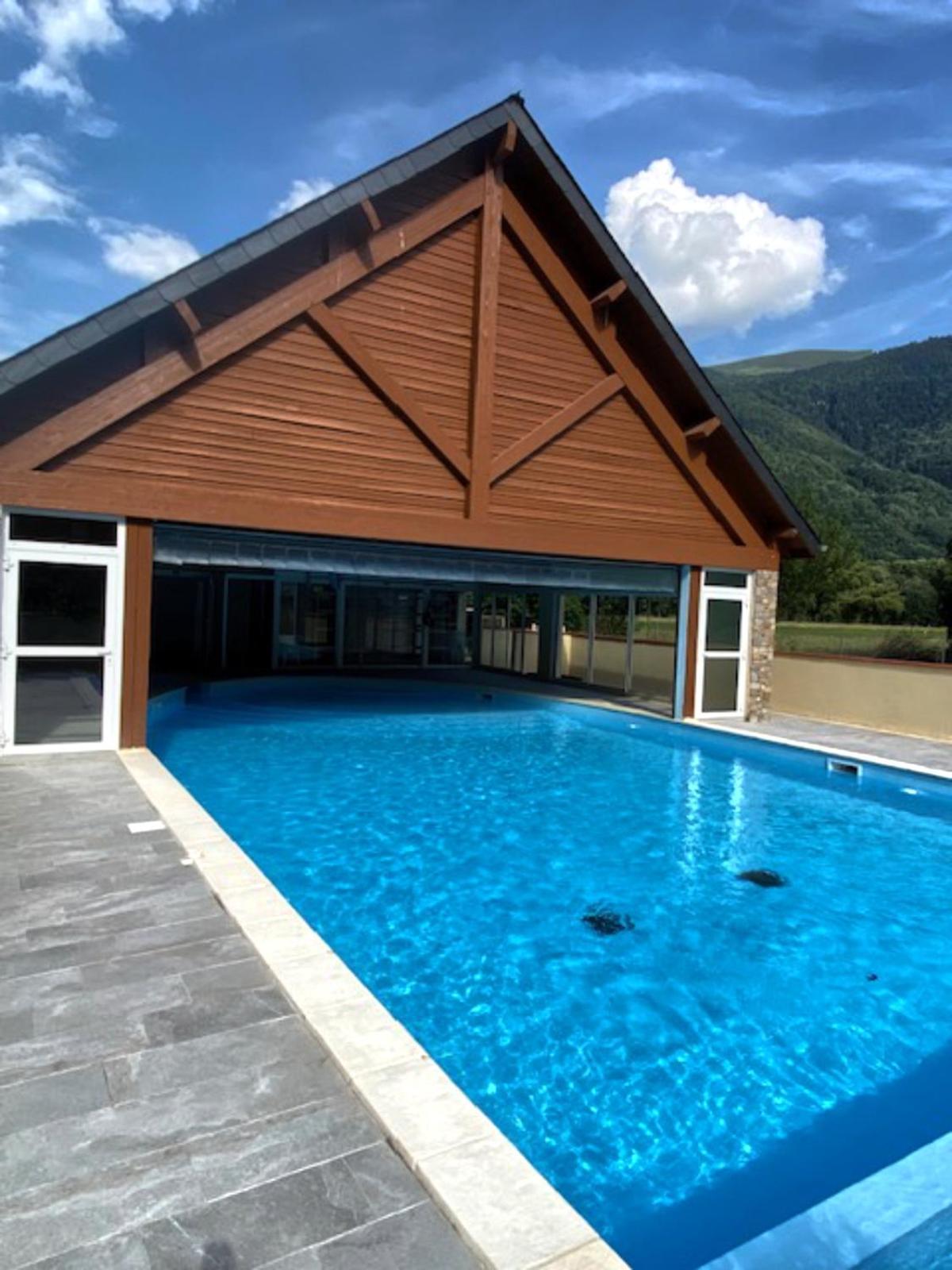 A 208 Pics D'Aran Apartment Bagnères-de-Luchon Екстериор снимка